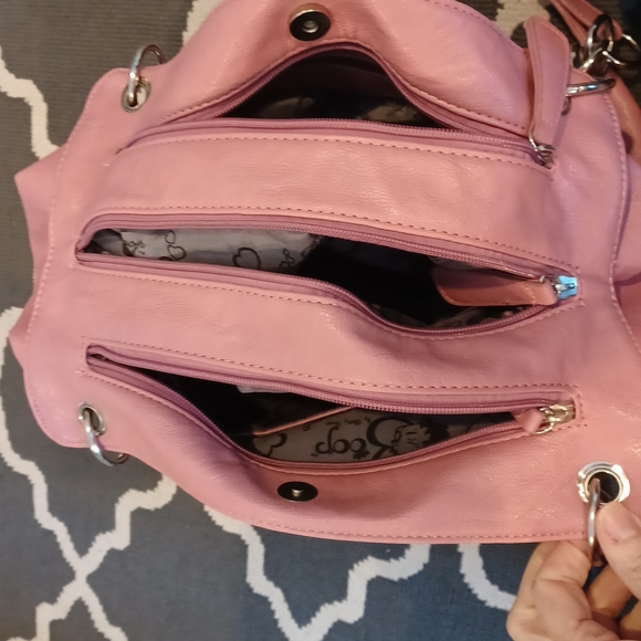 Betty Boop Large Pink Studded Shoulder Bag - Picture 11 of 16